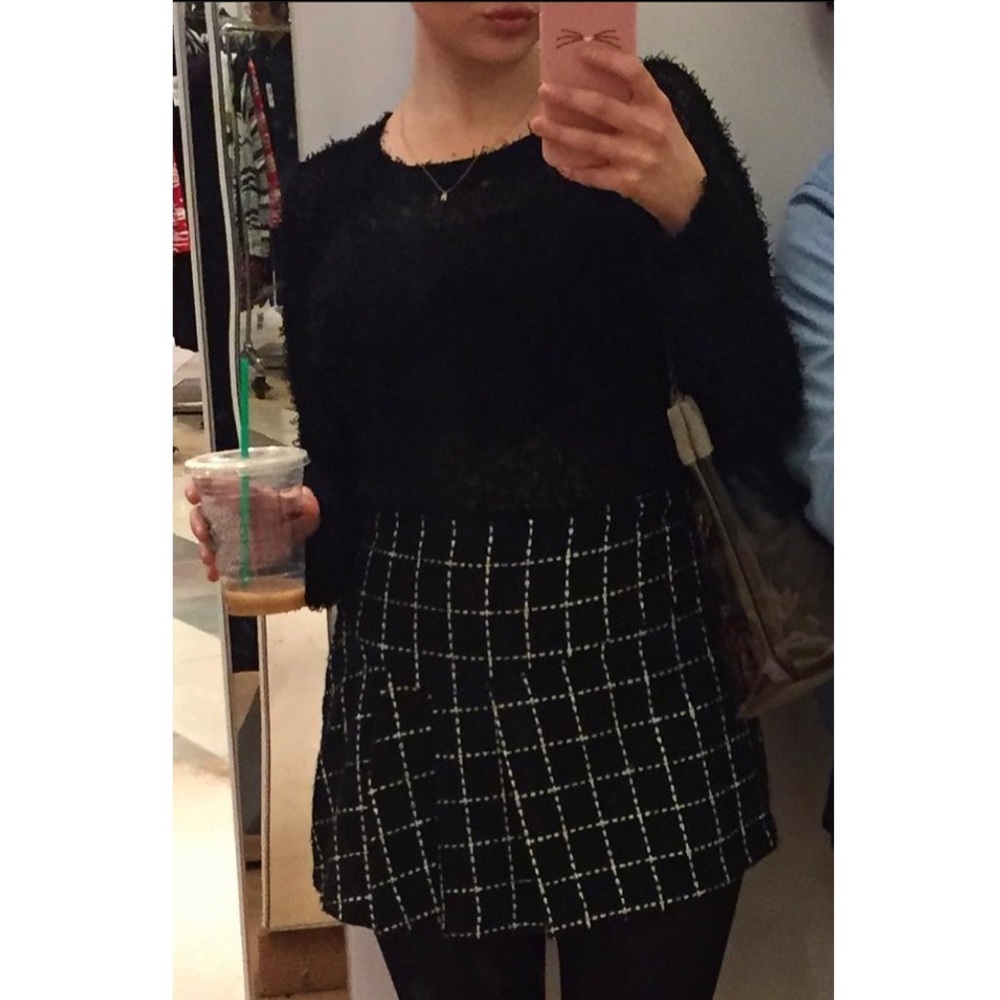Tweed mini skirt - Picture 2 of 3